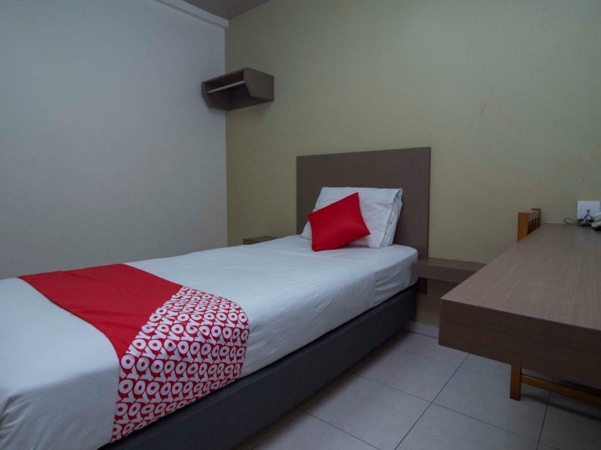 Oyo 434 Marbella Hotel Johor Bahru Eksteriør bilde